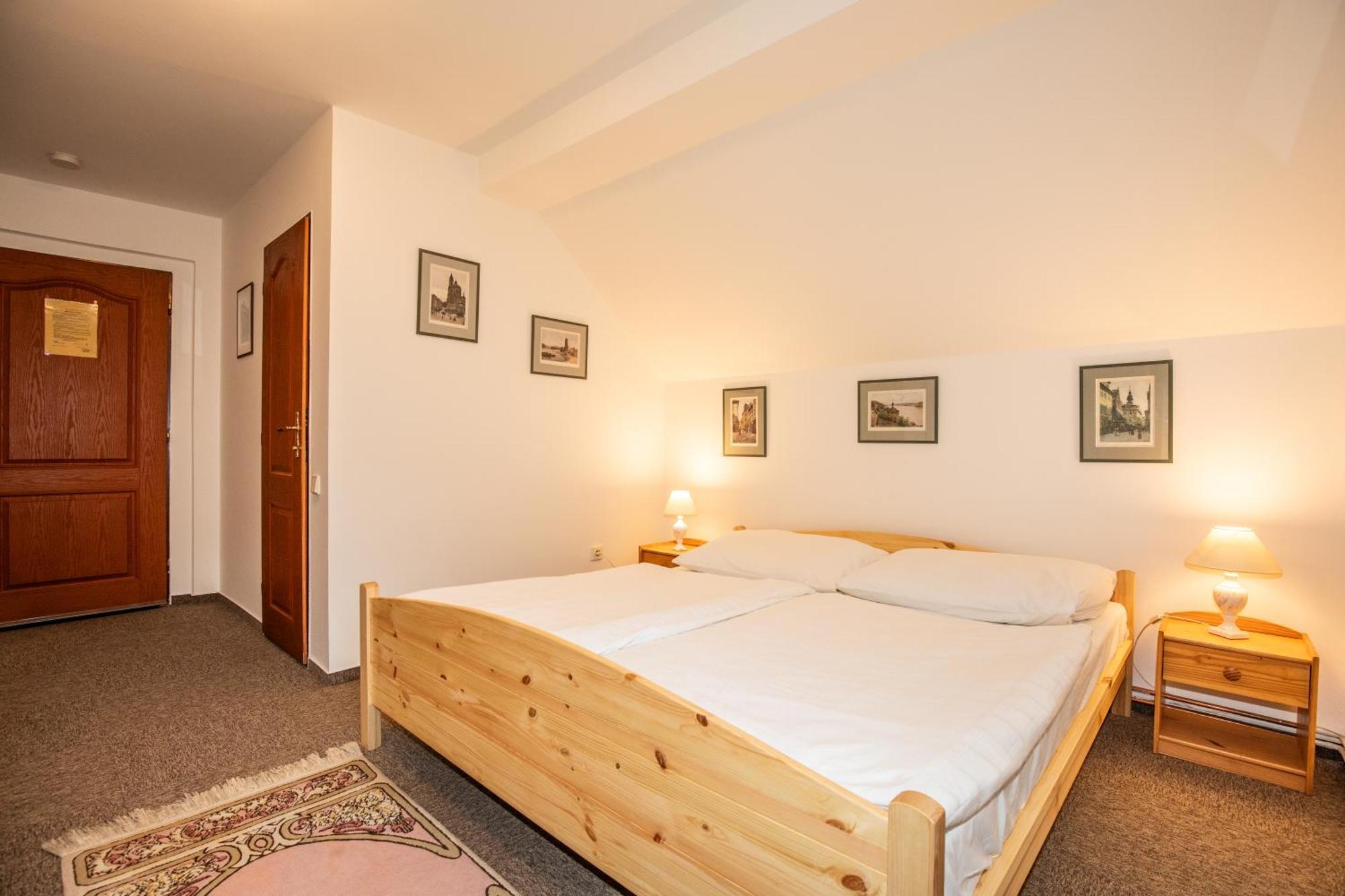 Resort U Jelena Křivoklát Habitación foto