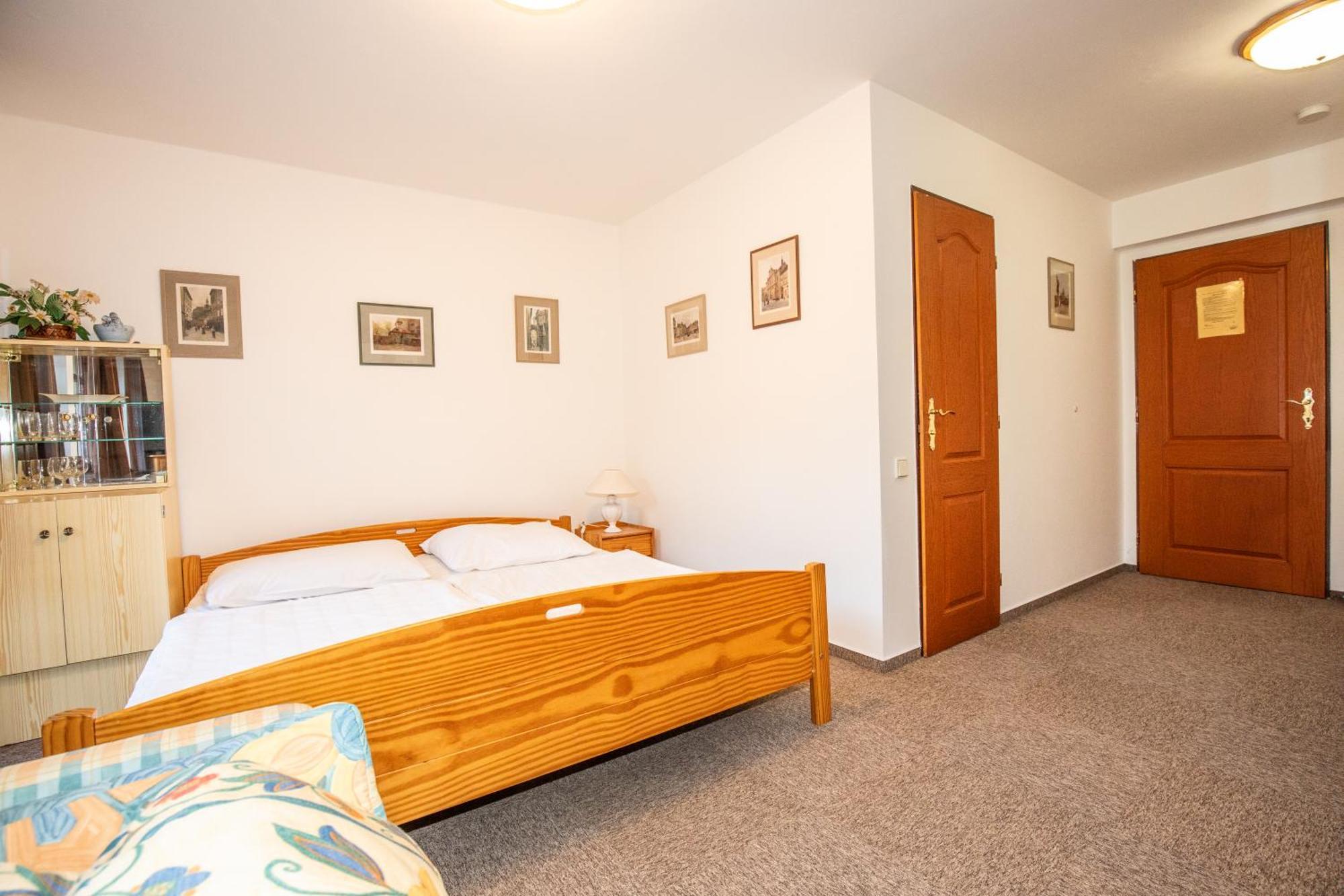 Resort U Jelena Křivoklát Habitación foto