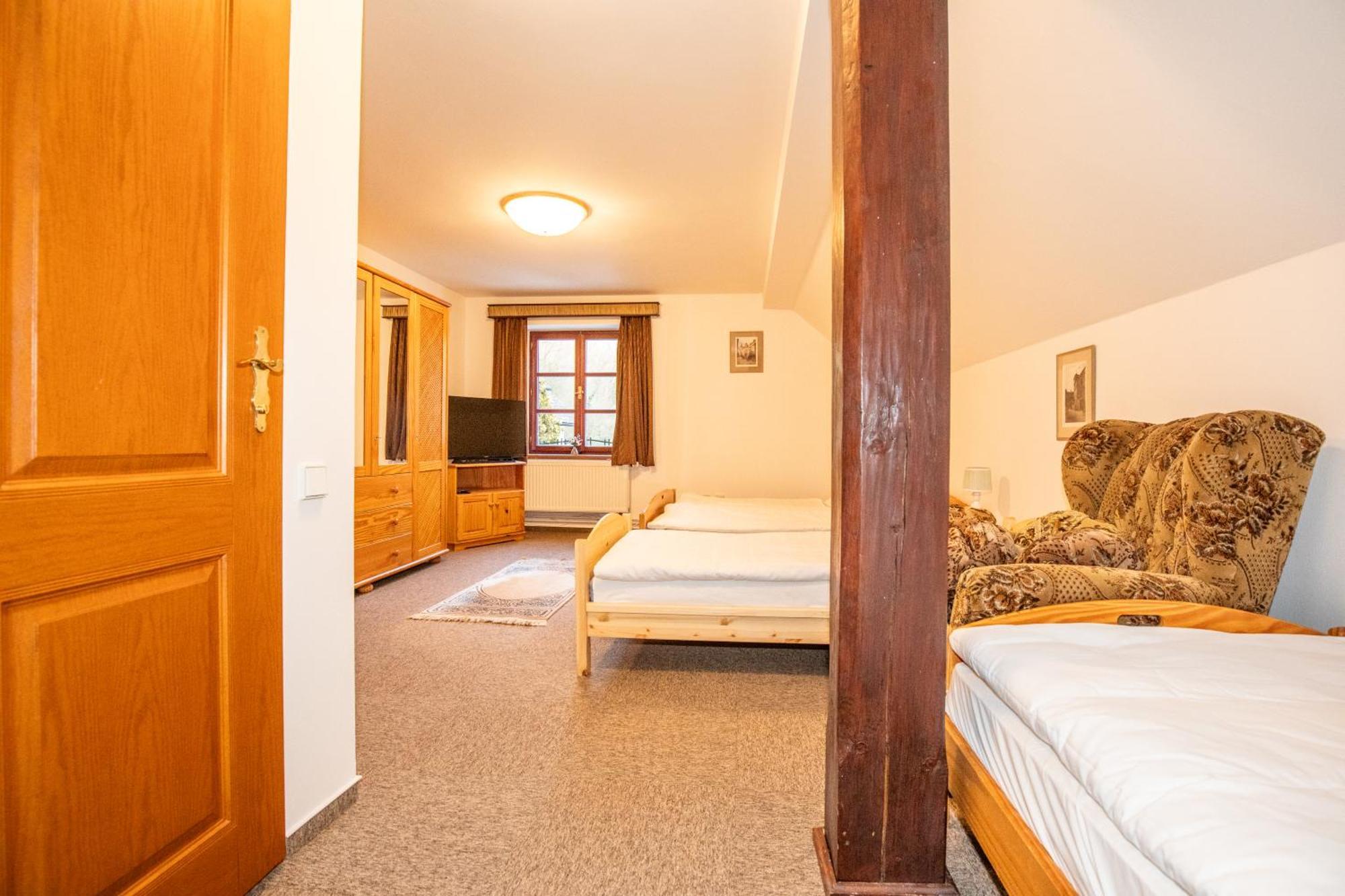 Resort U Jelena Křivoklát Habitación foto